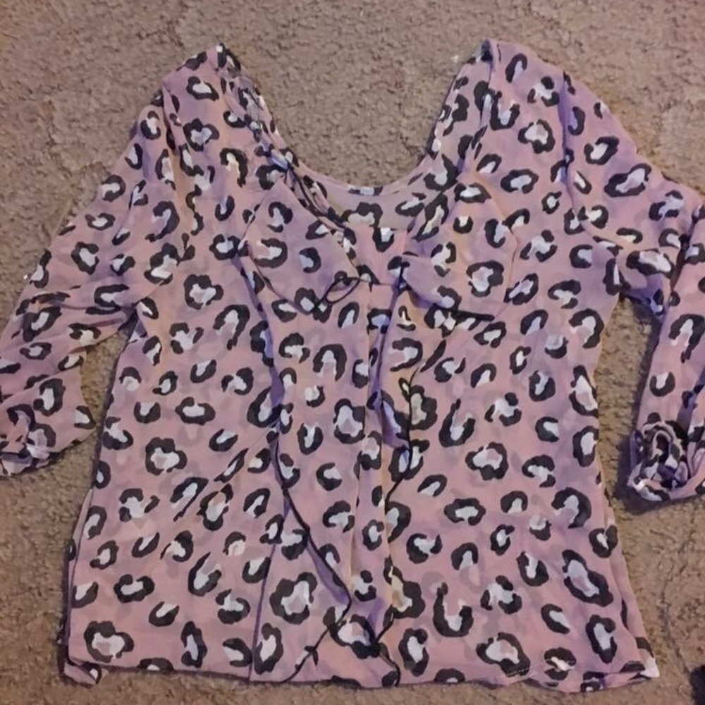 Blouse with a bow on the front